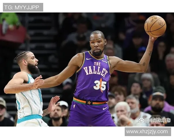 黄蜂与76人激战正酣球迷期待两队精彩对决与精彩表现